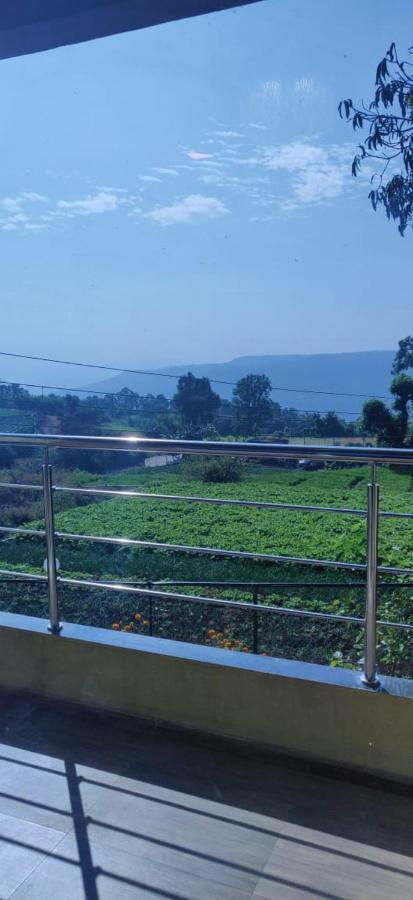 Hotel Shriyan มหาบาเลชวาร์ ภายนอก รูปภาพ