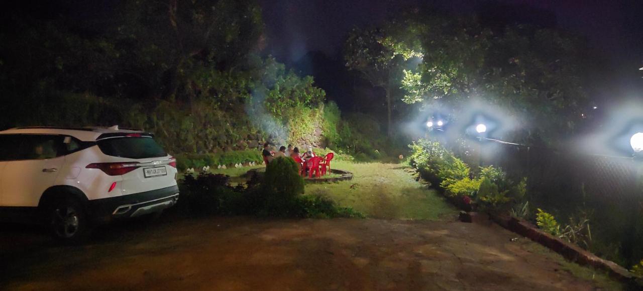 Hotel Shriyan มหาบาเลชวาร์ ภายนอก รูปภาพ